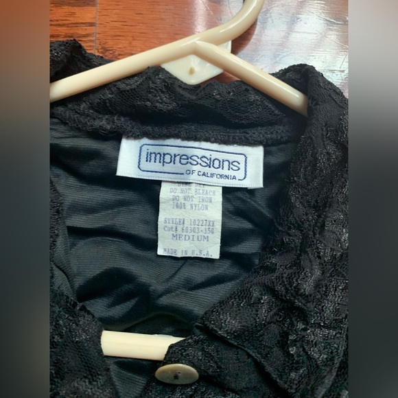 Impression Of California Lace Crop Shirt Size M - Picture 3 of 3
